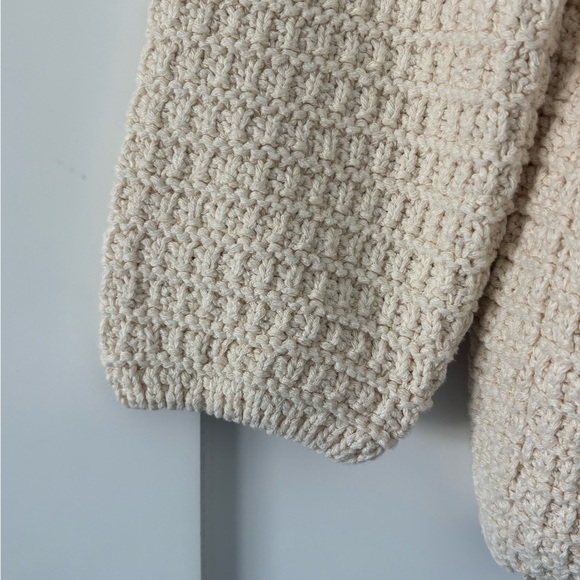 Zara knit cropped sleeve cardigan with gold buttons, sz L - Picture 3 of 6